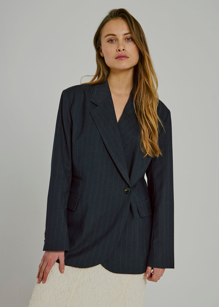 Kandria shaped blazer