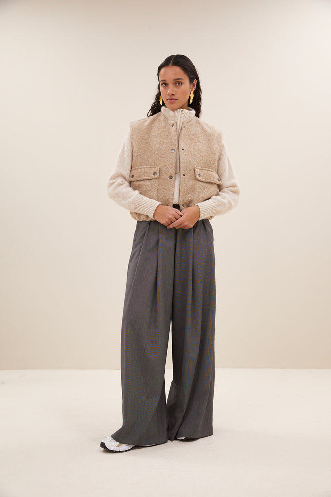 Maggie sleeveless jacket