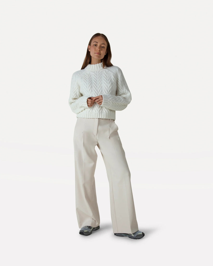 Moore pleated pants