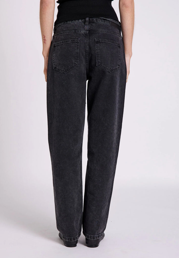 Kenzie relaxed belt jeans